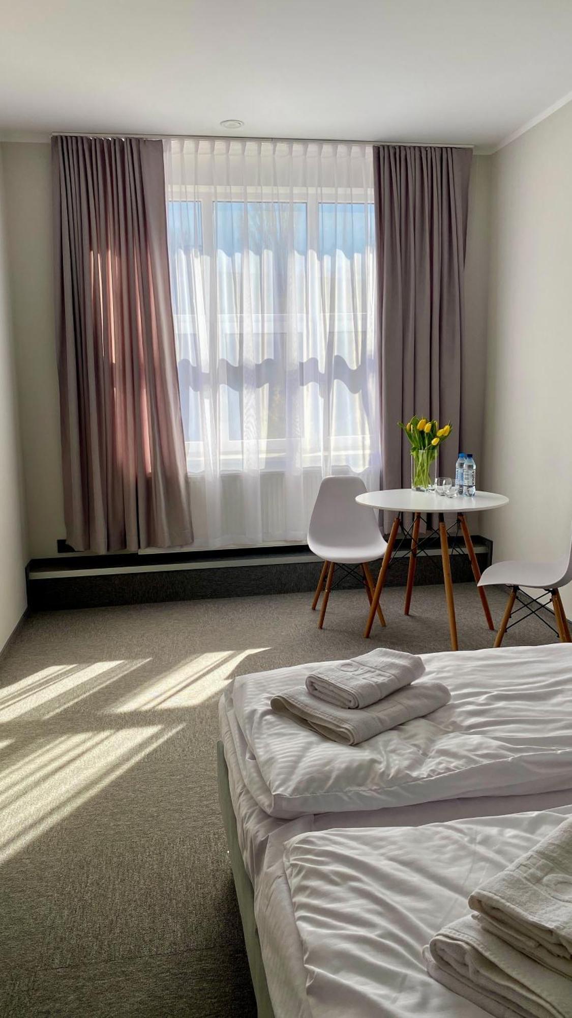 E-hotel Hotel